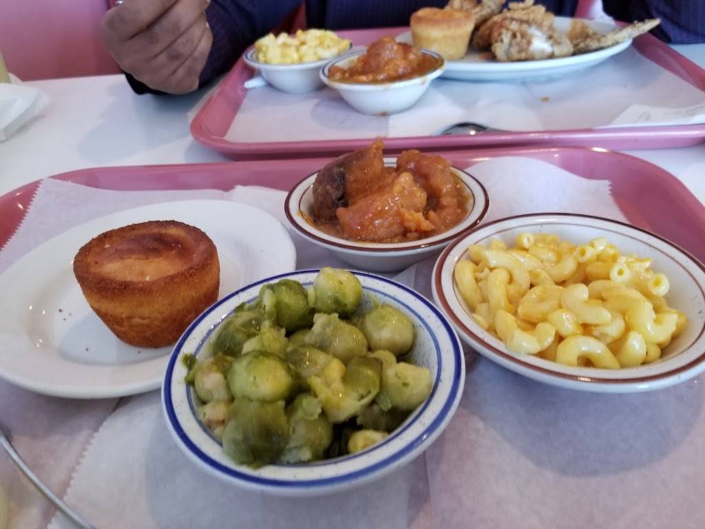 Francos Restaurant & Catering | restaurant | 5014, 3300 Dixie Hwy, Louisville, KY 40216, USA | 5024488044 OR +1 502-448-8044