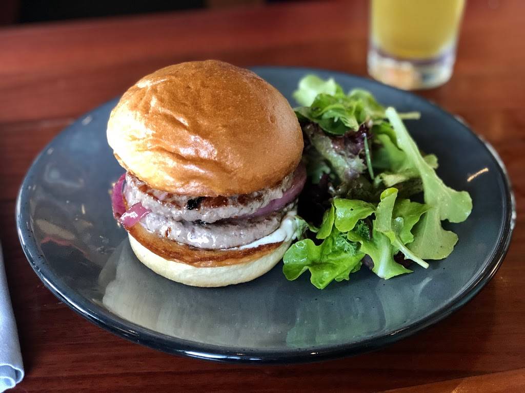 Pearl | restaurant | 500 1st St, Petaluma, CA 94952, USA | 7075595187 OR +1 707-559-5187