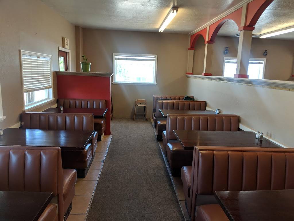 Los 4 Amigos Restaurant | meal takeaway | 110 N 800 E St, Payson, UT 84651, USA | 8014654441 OR +1 801-465-4441