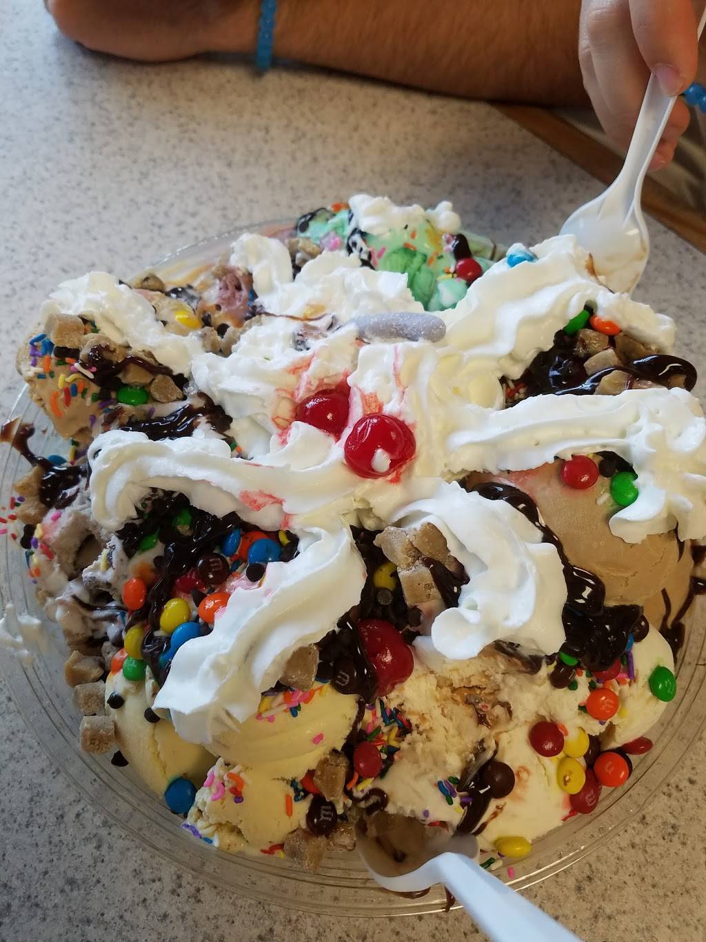 Hoffmans Ice Cream | bakery | 800 Richmond Ave, Point Pleasant, NJ 08742, USA | 7328920270 OR +1 732-892-0270
