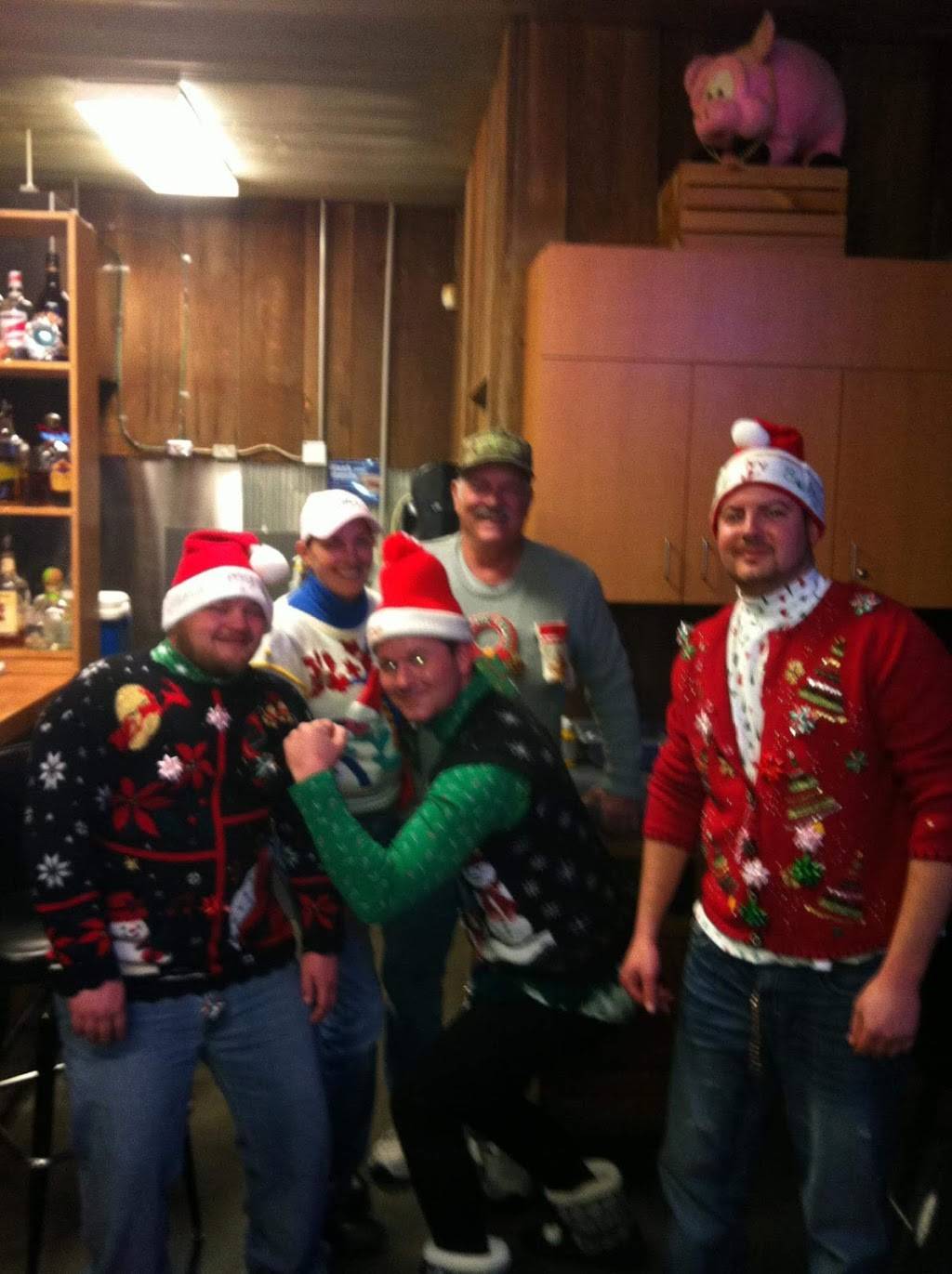 Hiney Hut, LLC | restaurant | 2974 State Hwy PP, Scott City, MO 63780, USA | 5732640070 OR +1 573-264-0070