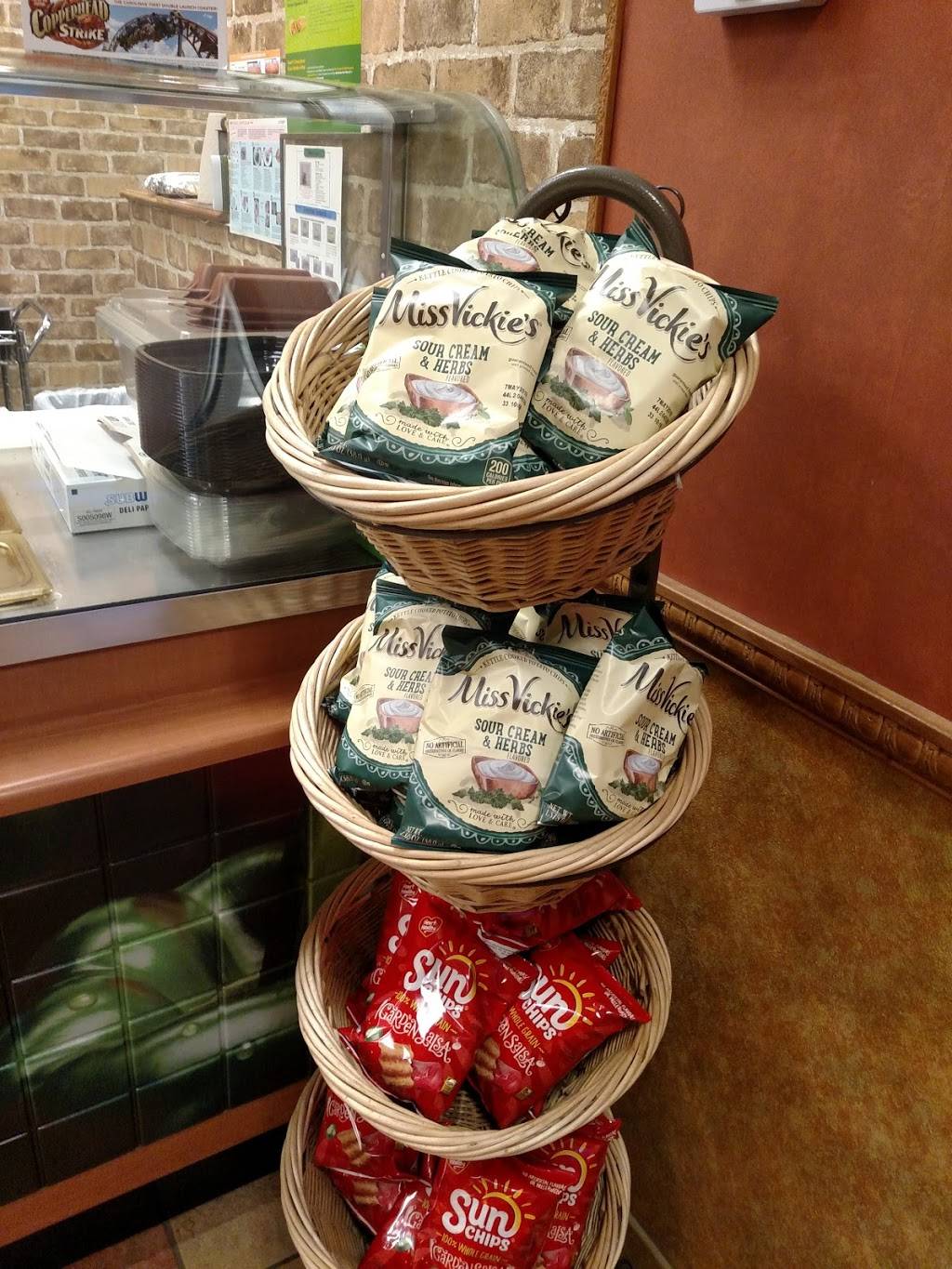 Subway | restaurant | 525 Hampton Pointe, Hillsborough, NC 27278, USA | 9197323226 OR +1 919-732-3226