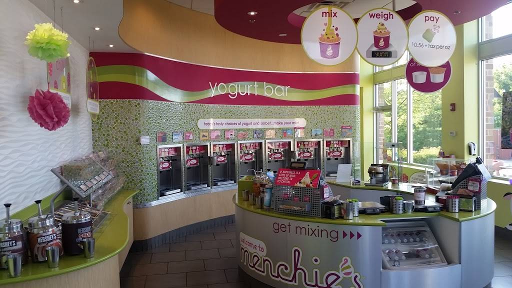 Menchies Frozen Yogurt | bakery | 1027 N Elmhurst Rd, Mt Prospect, IL 60056, USA | 2247352296 OR +1 224-735-2296
