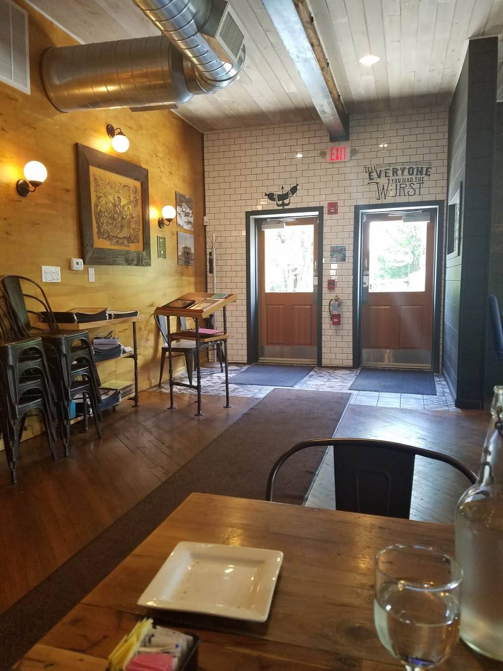 Devils Acre Tavern | restaurant | 5691 Easton Rd, Doylestown, PA 18902, USA | 2157661968 OR +1 215-766-1968