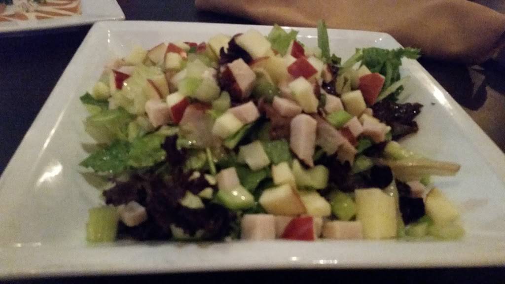 Fugazzis | restaurant | 1441 E Prosperity Ave, Tulare, CA 93274, USA | 5596871454 OR +1 559-687-1454