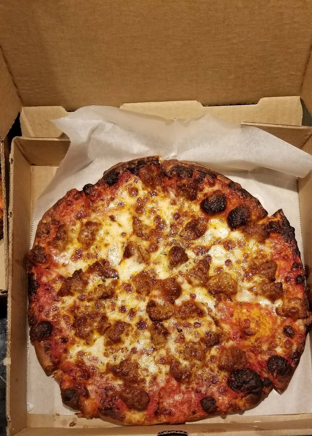 Daniellos Pizzeria & Pub | restaurant | 755 Main St, North Myrtle Beach, SC 29582, USA | 8432735168 OR +1 843-273-5168