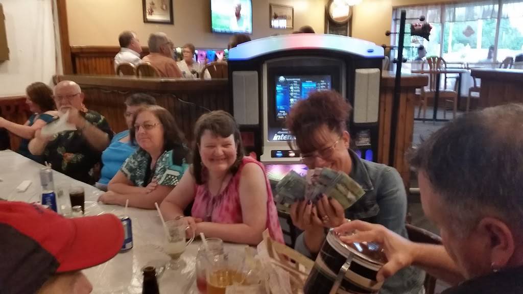 Lunergans Pub & Eatery | restaurant | 1661 Montreal Rd, Gloucester, ON K1J 9B7, Canada | 6137451414 OR +1 613-745-1414