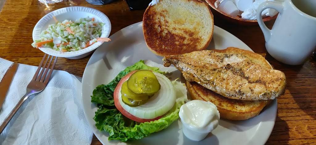 Farmers Market Restaurant | restaurant | 2736 Edison Ave, Fort Myers, FL 33916, USA | 2393341687 OR +1 239-334-1687