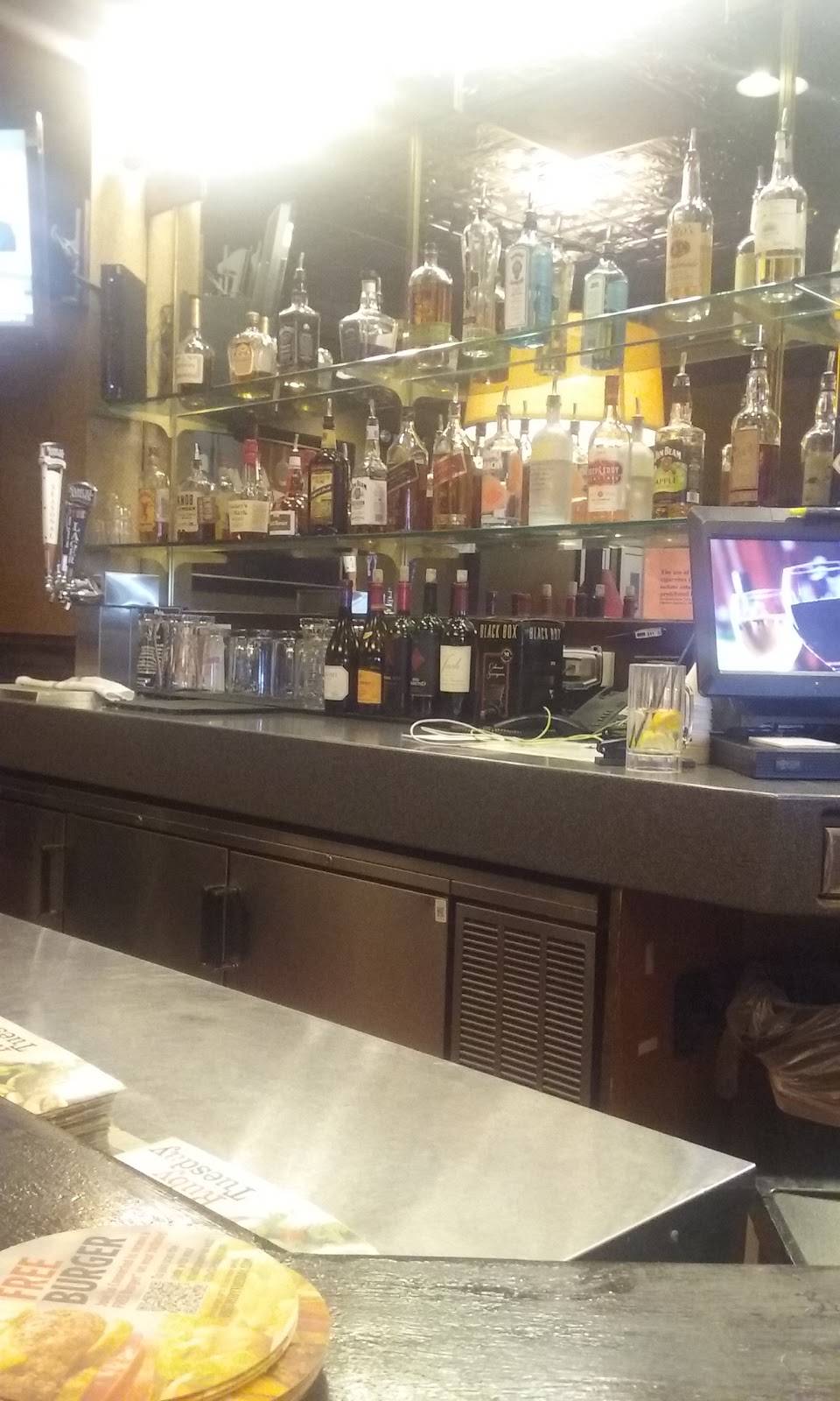 Ruby Tuesday | restaurant | 7070 Swansea Mall Dr, Swansea, MA 02777, USA | 5086783343 OR +1 508-678-3343