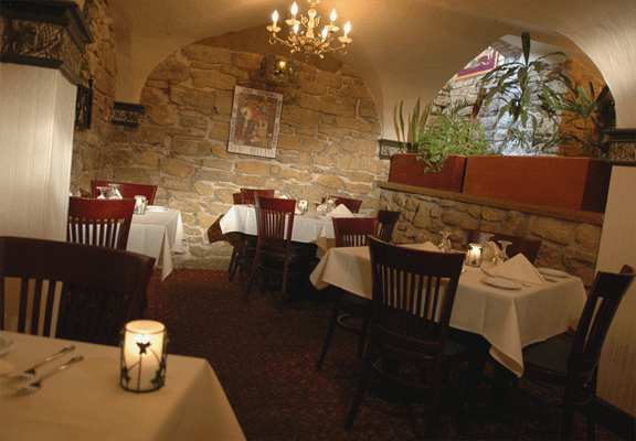 Louisiannes Etc. | restaurant | 7464 Hubbard Ave, Middleton, WI 53562, USA | 6088311929 OR +1 608-831-1929