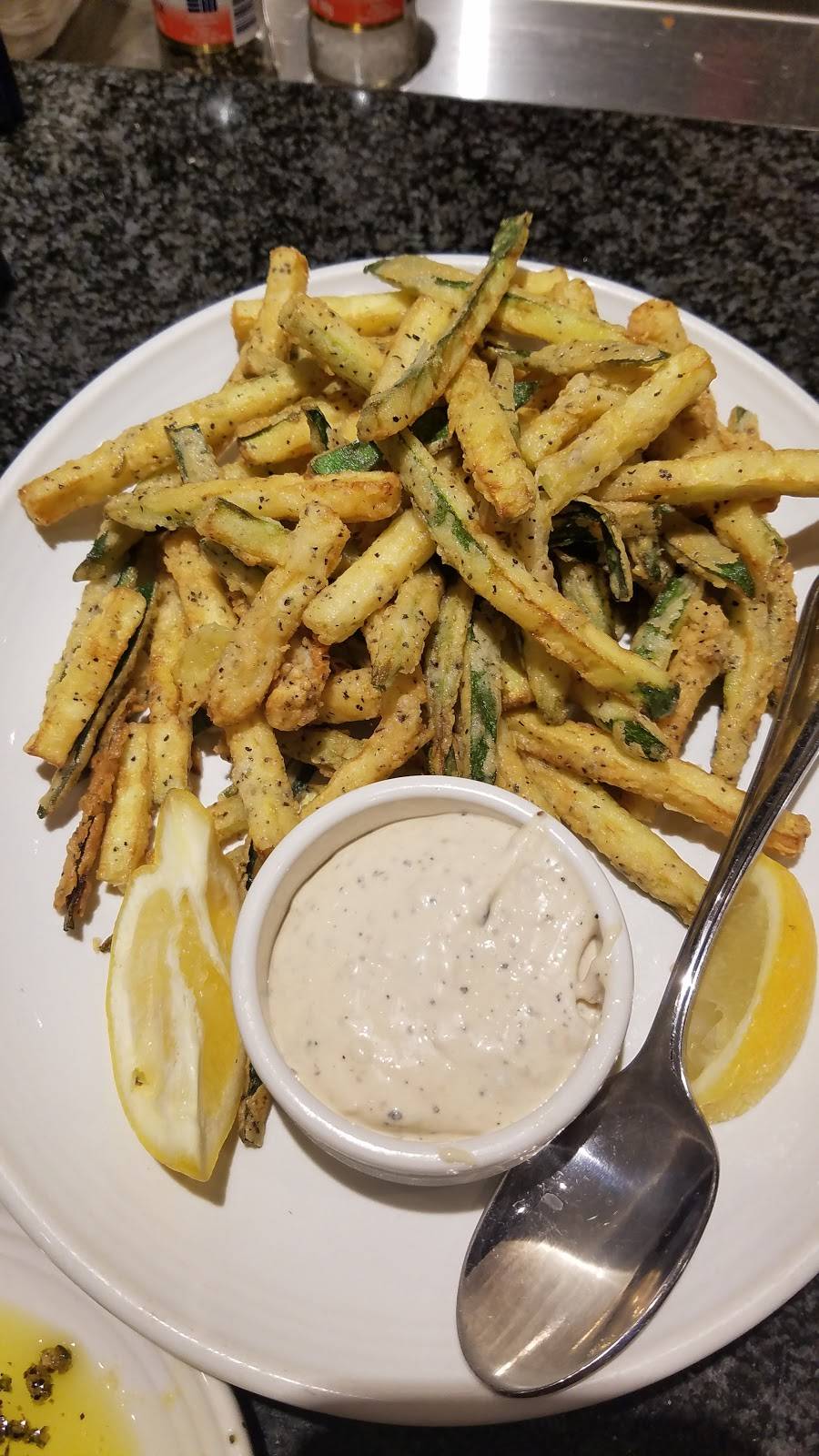 Carrabbas Italian Grill | restaurant | 33983 US Hwy 19 N, Palm Harbor, FL 34684, USA | 7277878910 OR +1 727-787-8910