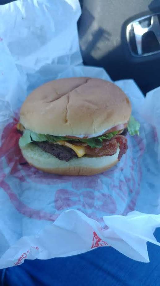 Wendys | restaurant | 865 E Main St, Meriden, CT 06450, USA | 2038860345 OR +1 203-886-0345