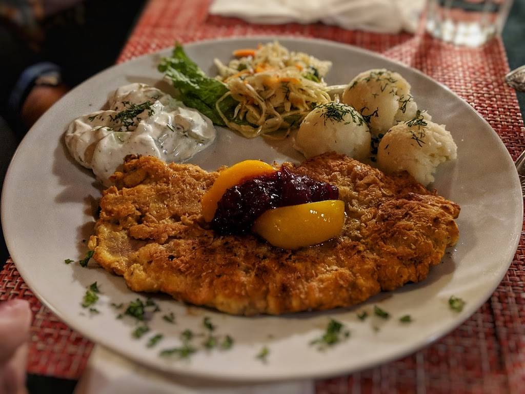 SMAK-TAK! Polish Restaurant | restaurant | 5961 N Elston Ave, Chicago, IL 60646, USA | 7737631123 OR +1 773-763-1123