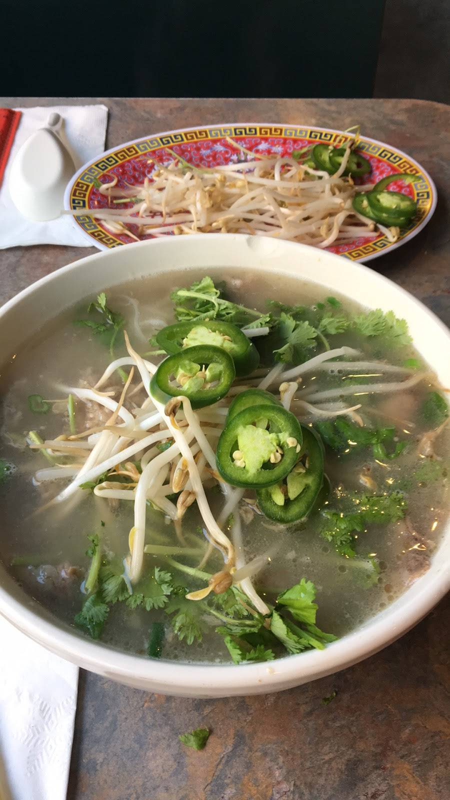 Pho LLC | restaurant | 350 Albert St, East Lansing, MI 48823, USA | 5175744919 OR +1 517-574-4919
