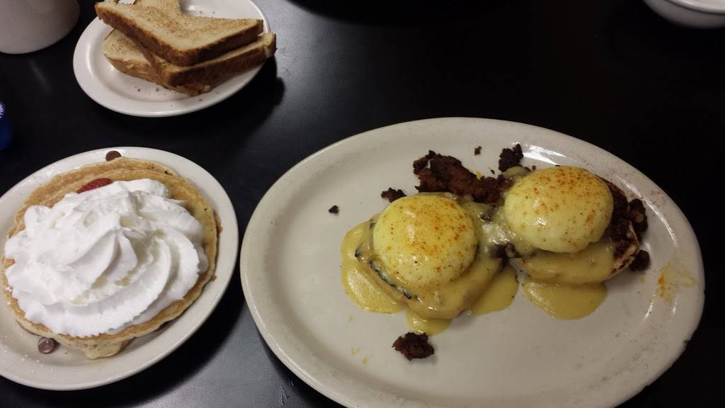 Sahuaro Cafe | restaurant | 12142 N Rancho Vistoso Blvd, Oro Valley, AZ 85755, USA | 5202973258 OR +1 520-297-3258