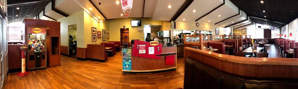 Dennys | restaurant | 9030 N Black Canyon Hwy, Phoenix, AZ 85051, USA | 6029447970 OR +1 602-944-7970