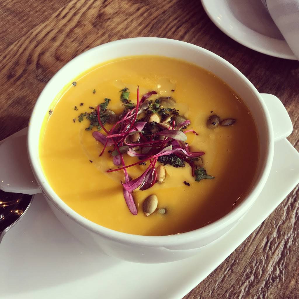 Trident Galley & Raw Bar | restaurant | 23 Shipyard Dr, Hingham, MA 02043, USA | 7813747225 OR +1 781-374-7225