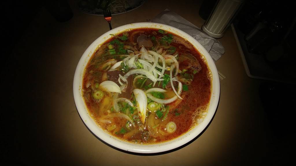 Phở Saigon Restaurant | restaurant | 5304 Stockton Blvd, Sacramento, CA 95820, USA | 9164575580 OR +1 916-457-5580