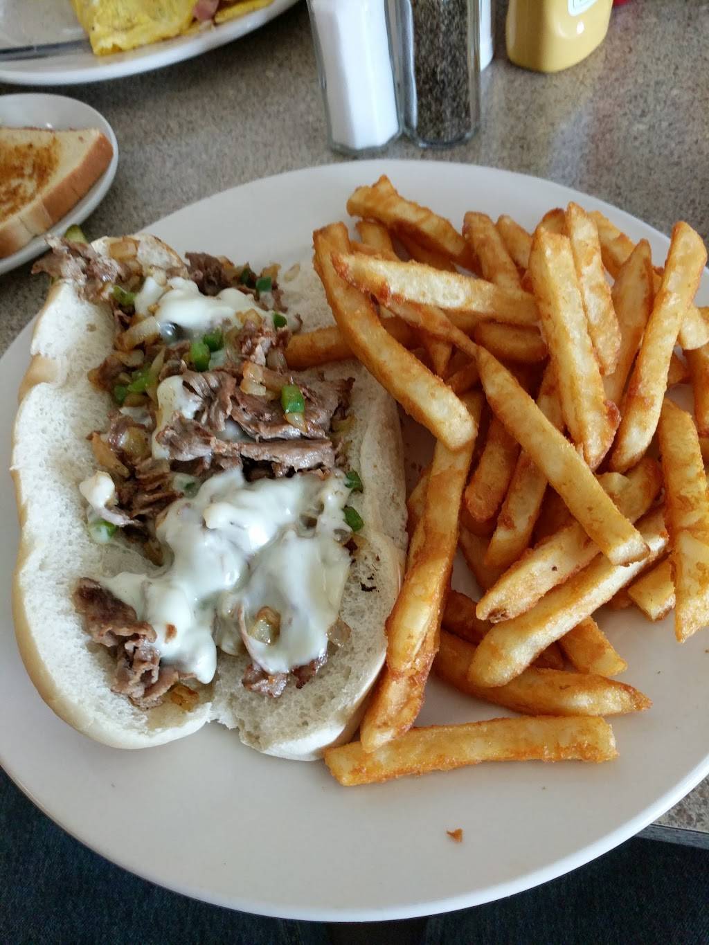 Noris Restaurant | restaurant | 963 W Midland Rd, Auburn, MI 48611, USA | 9892663285 OR +1 989-266-3285