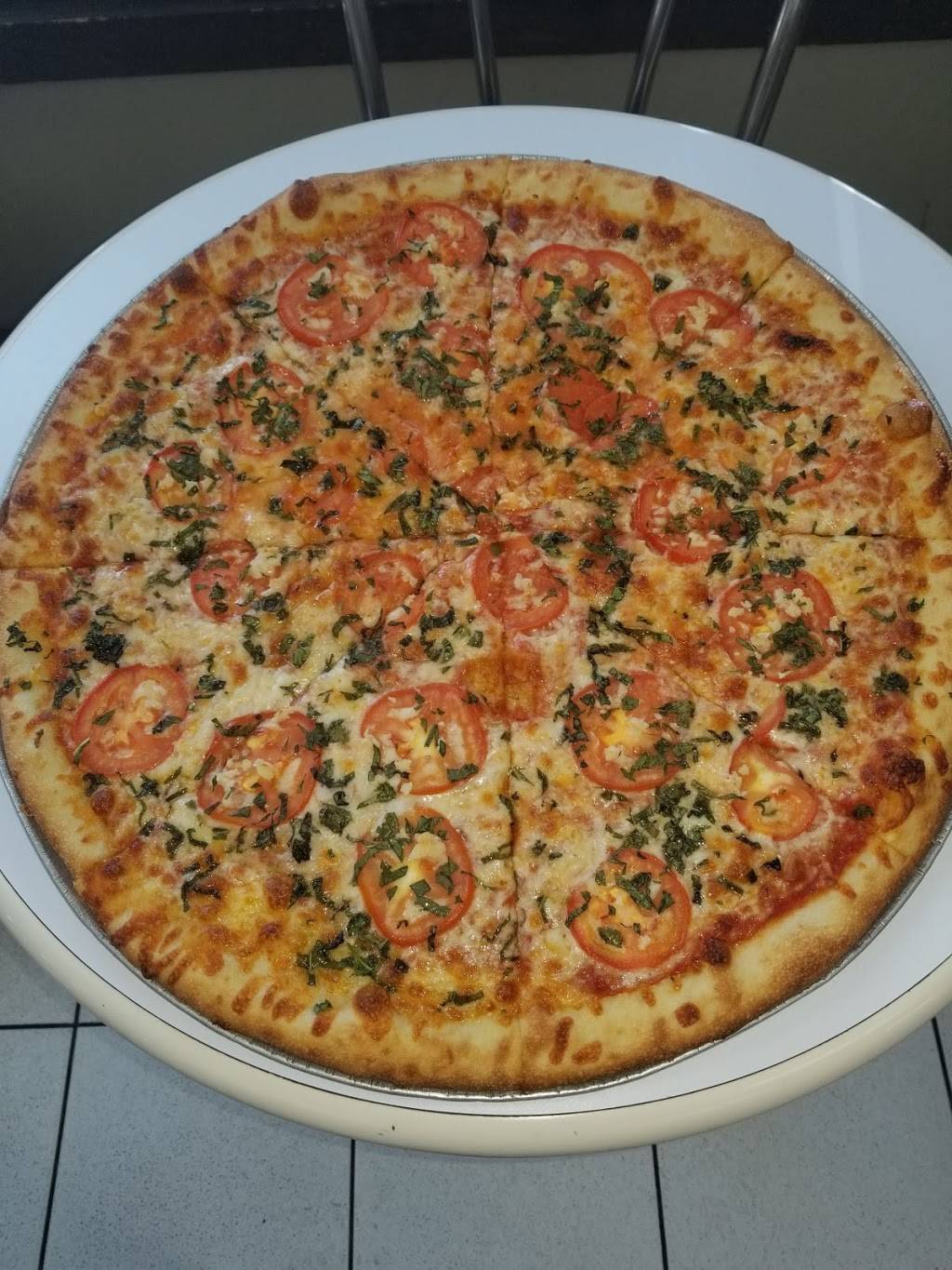 Ocean Park Pizza | restaurant | 2727B Ocean Park Blvd, Santa Monica, CA 90405, USA | 3104509949 OR +1 310-450-9949