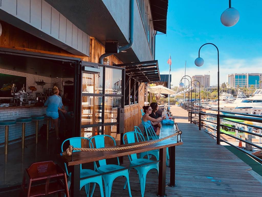 Circle Hook Fish Company | restaurant | 3432 Via Oporto Suite 104, Newport Beach, CA 92663, USA | 9492009476 OR +1 949-200-9476