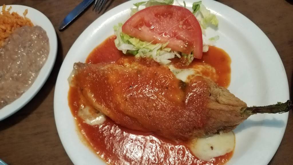 La Siesta | restaurant | 180 Kennedy Dr, Bradley, IL 60915, USA | 8159390074 OR +1 815-939-0074