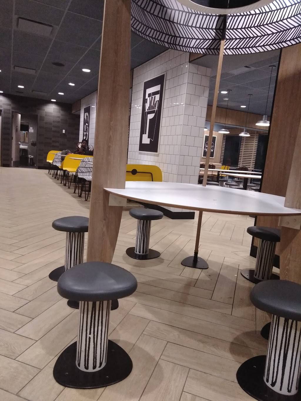 McDonalds | cafe | 701 Utica Ave, Brooklyn, NY 11203, USA | 7187780023 OR +1 718-778-0023