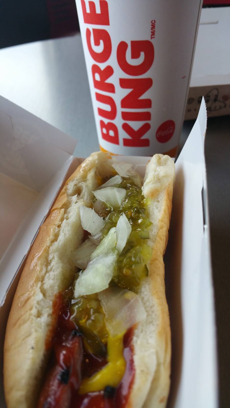 Burger King | restaurant | 560 Lyell Ave, Rochester, NY 14606, USA | 5852543080 OR +1 585-254-3080