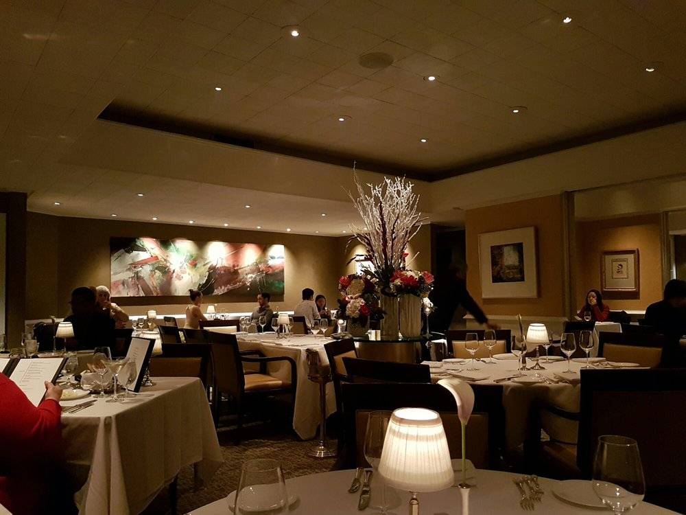 Le Papillon | restaurant | 410 Saratoga Ave, San Jose, CA 95129, USA | 4082963730 OR +1 408-296-3730