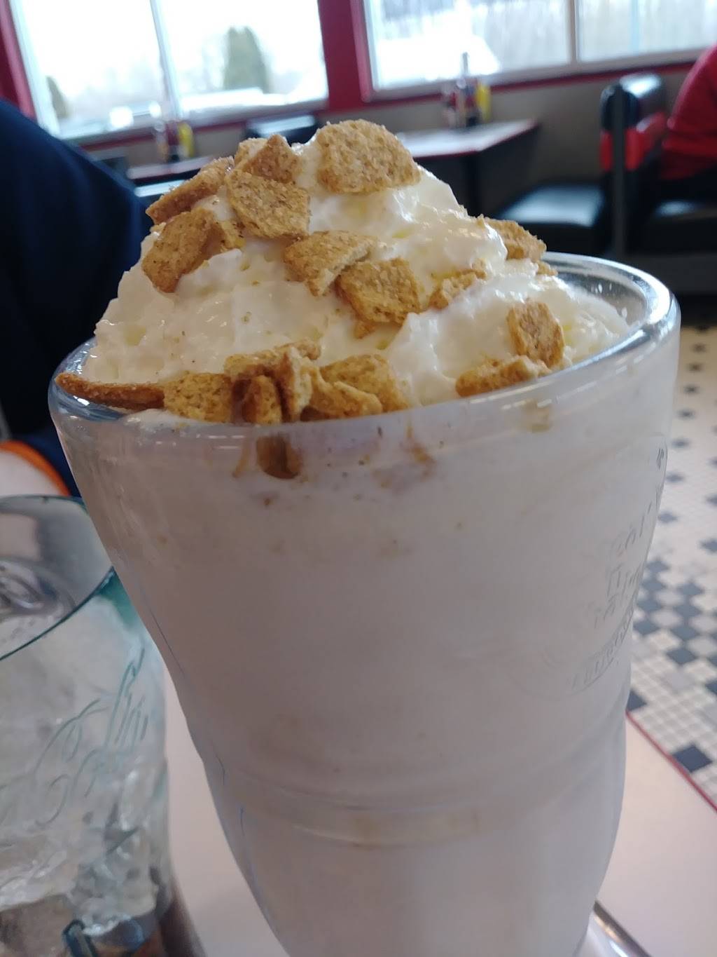 Steak n Shake | restaurant | 11040 Pendleton Pike, Indianapolis, IN 46236, USA | 3178237380 OR +1 317-823-7380