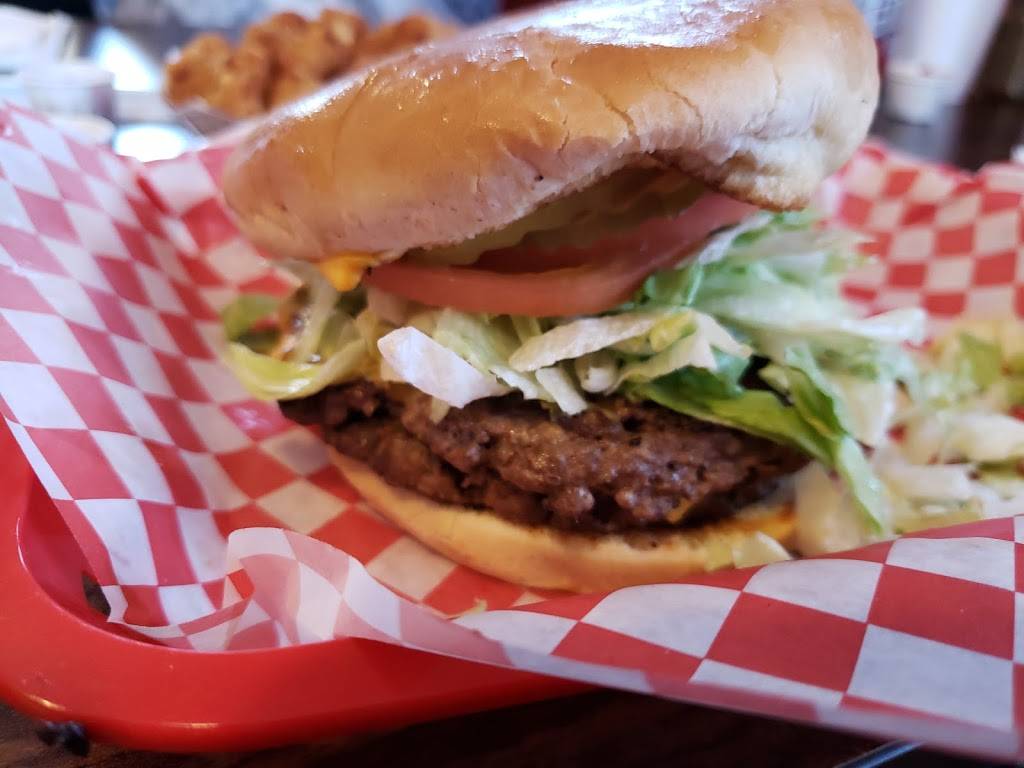 Kennys Burgers | restaurant | 1927 Goliad Rd, San Antonio, TX 78223, USA | 2103371355 OR +1 210-337-1355