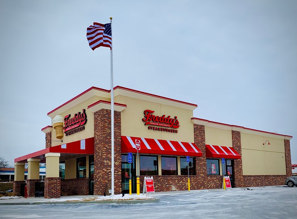 Freddys Frozen Custard & Steakburgers | restaurant | 947 NW Plaza, St Ann, MO 63074, USA | 3142797729 OR +1 314-279-7729