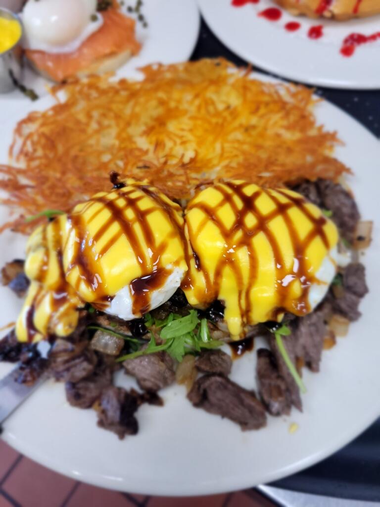 Sunrise Social | restaurant | 2258 Randall Rd, Carpentersville, IL 60110, USA | 8478440544 OR +1 847-844-0544