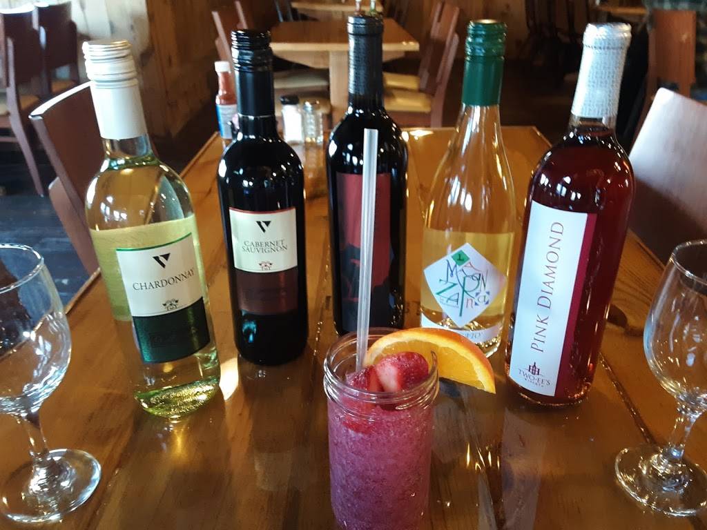 La Pinata Mexican Grill | restaurant | 4219 E Station Rd, Roanoke, IN 46783, USA | 2606728848 OR +1 260-672-8848