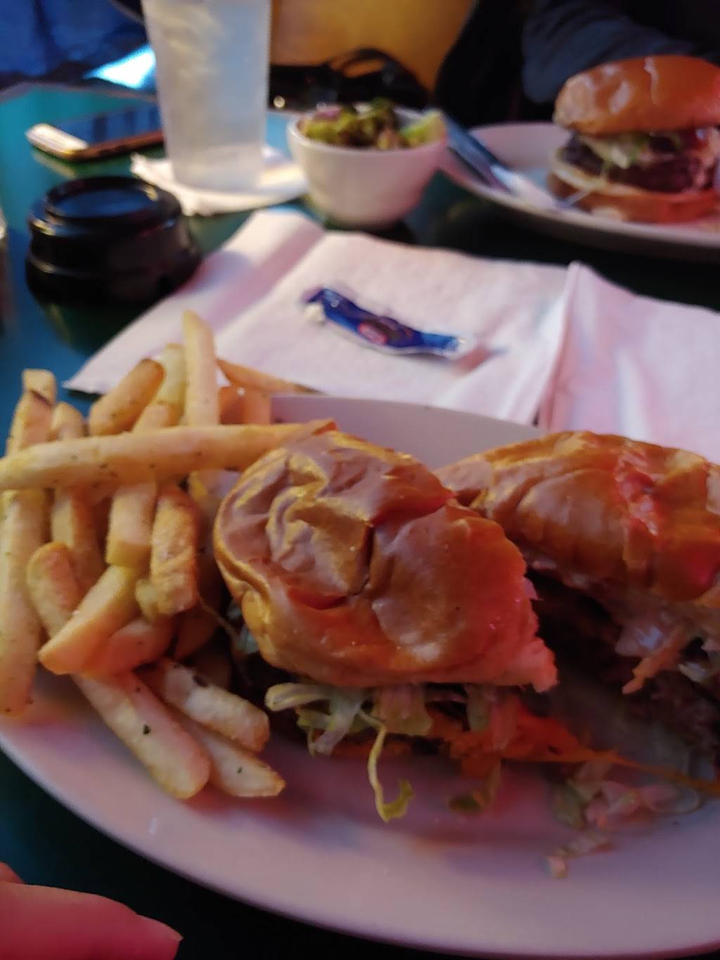 The Sports Grill | restaurant | 3999 Austell Rd Ste 806, Austell, GA 30106, USA | 7707391130 OR +1 770-739-1130