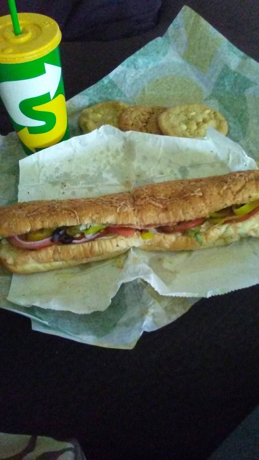 Subway | restaurant | 216 N Harvey Ave, Oklahoma City, OK 73102, USA | 4052280066 OR +1 405-228-0066