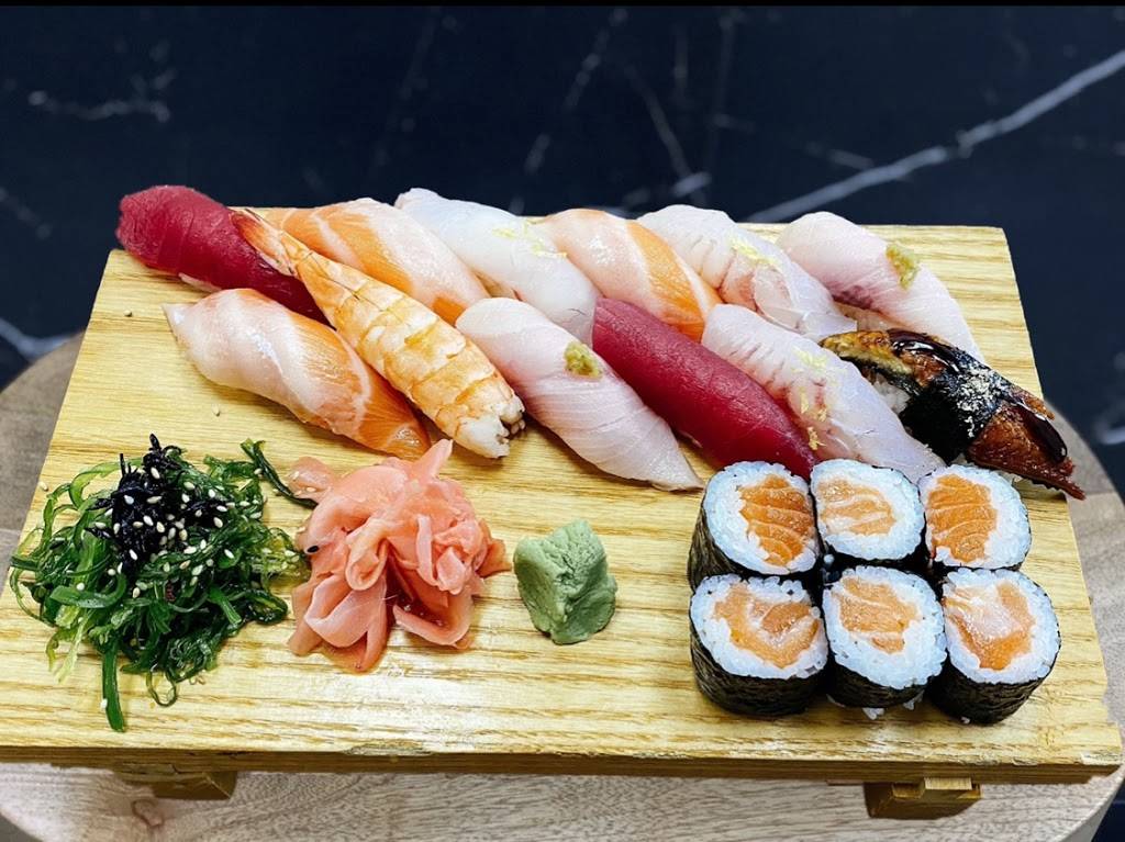 NARU SUSHI | restaurant | 822 N Rolling Rd, Catonsville, MD 21228, USA | 4106938827 OR +1 410-693-8827