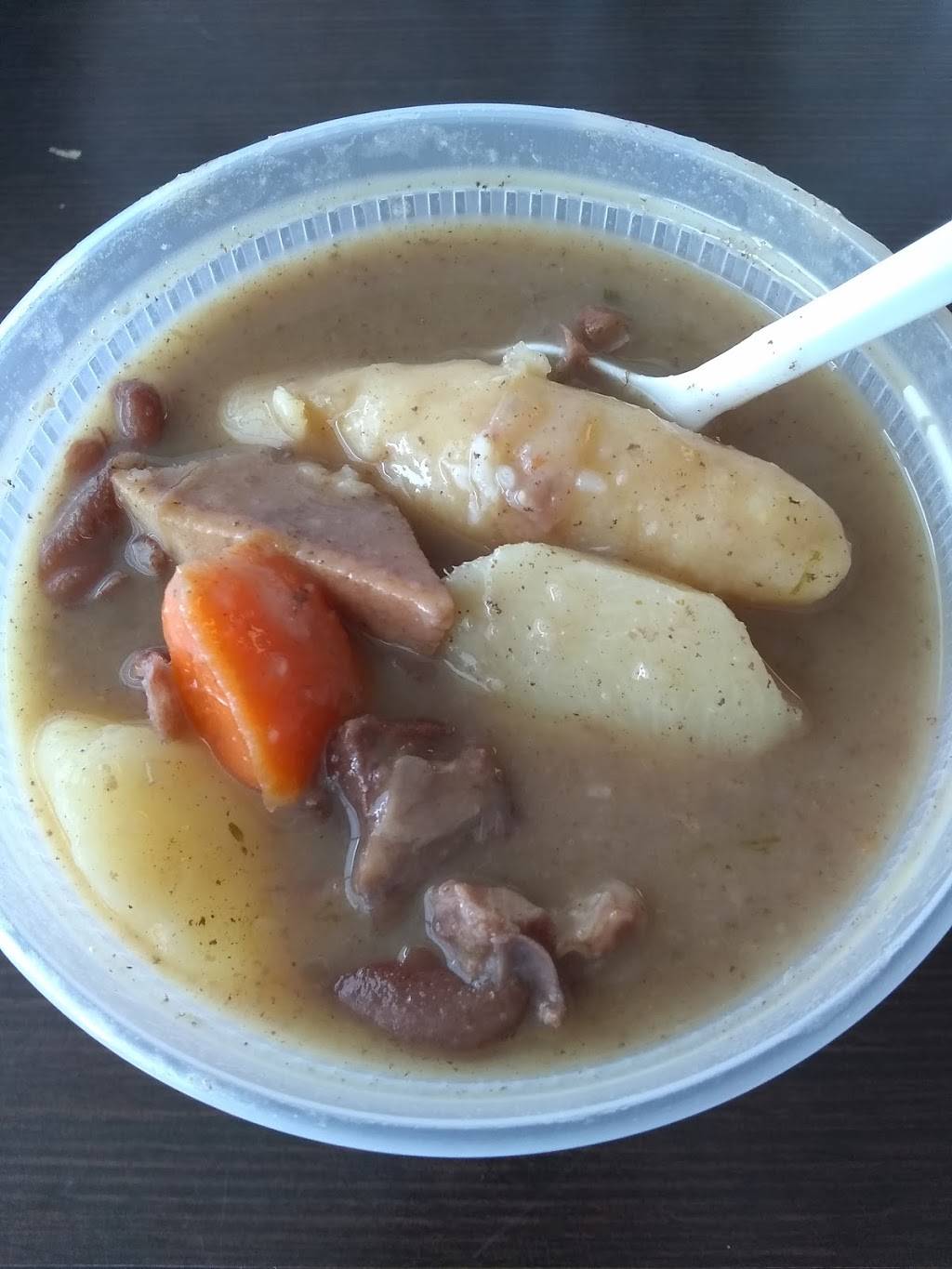 Yvonnes Jamaican Cuisine | restaurant | 197 Market St, Newark, NJ 07102, USA | 9736430701 OR +1 973-643-0701