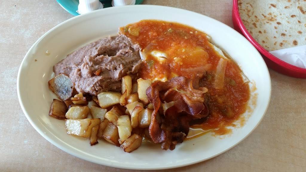 Rockys Taco House | restaurant | 1302 Cupples Rd, San Antonio, TX 78226, USA | 2104332931 OR +1 210-433-2931