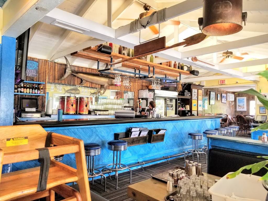 Ballyhoos | restaurant | 97860 Overseas Hwy, Key Largo, FL 33037, USA | 3058520822 OR +1 305-852-0822