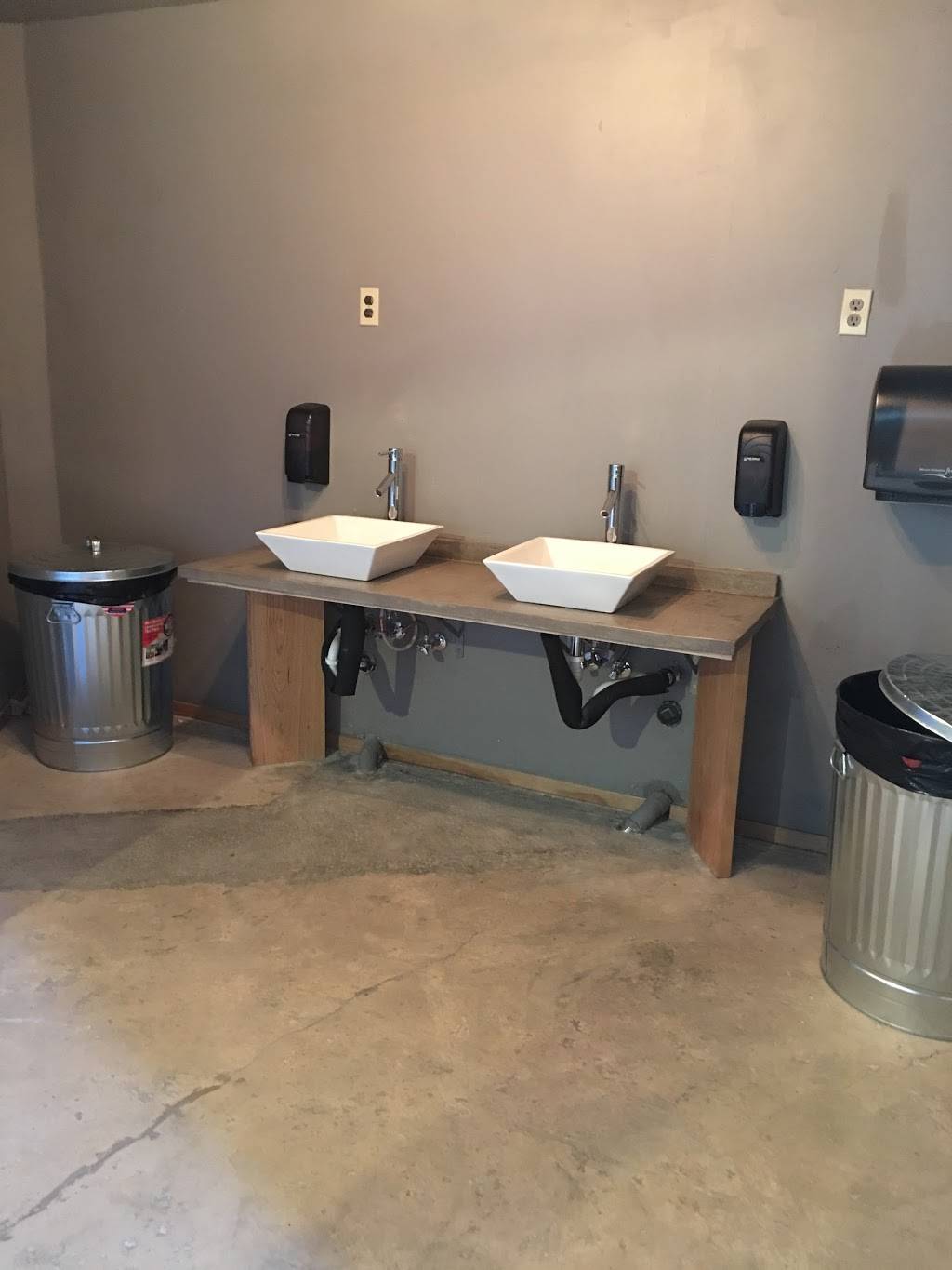 MOC Crawfish | restaurant | 2741 Lone Tree Way, Antioch, CA 94509, USA | 9254703422 OR +1 925-470-3422