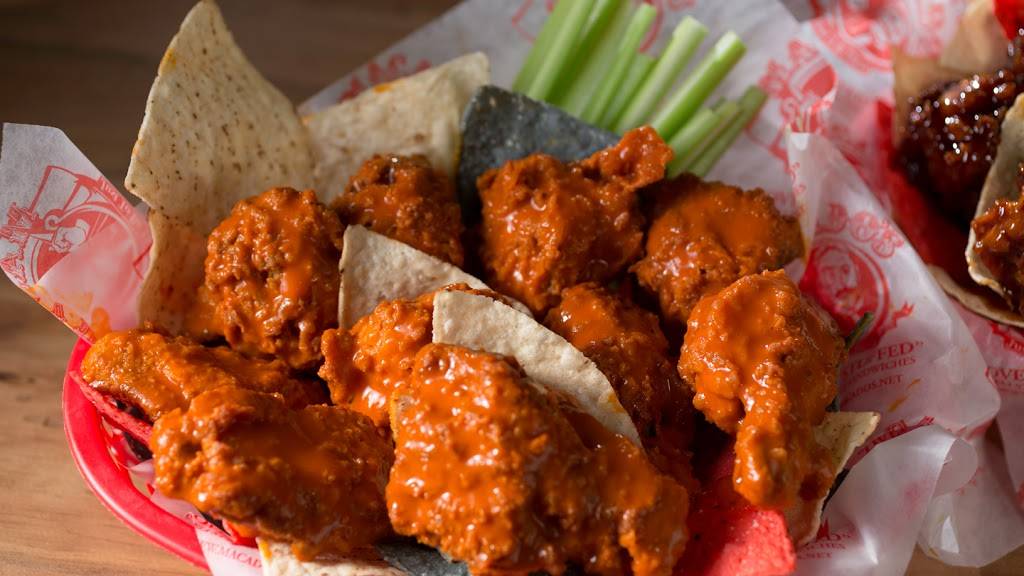 Macados | meal takeaway | 3815 Robert C Byrd Dr, Beckley, WV 25801, USA | 3042563880 OR +1 304-256-3880