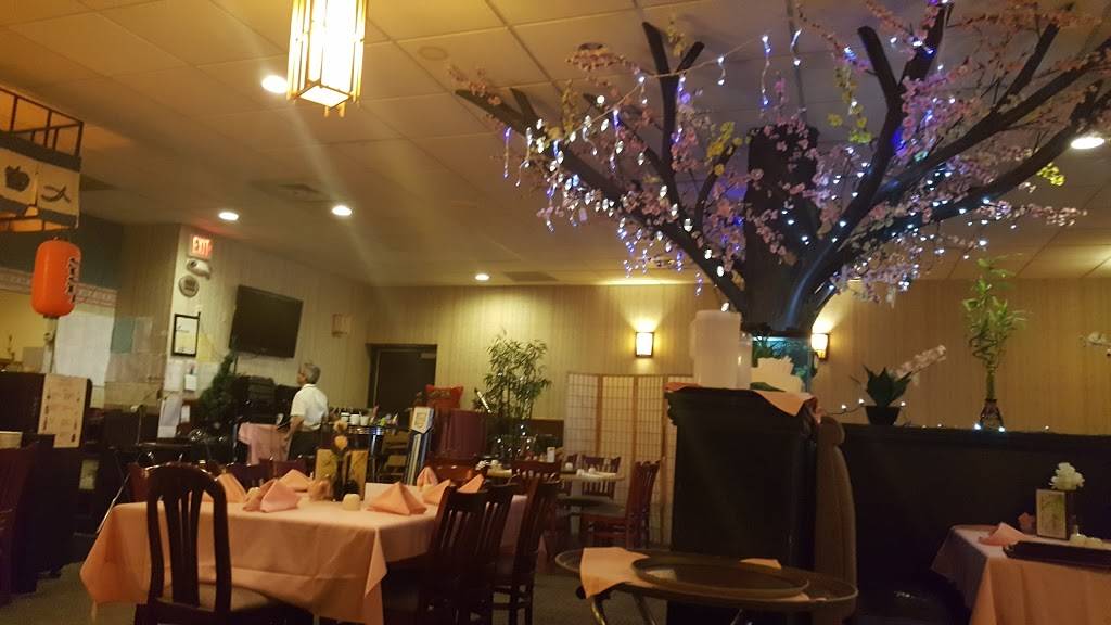China Pan | restaurant | 1600 SE Rd, Farmington, CT 06032, USA | 8606741311 OR +1 860-674-1311