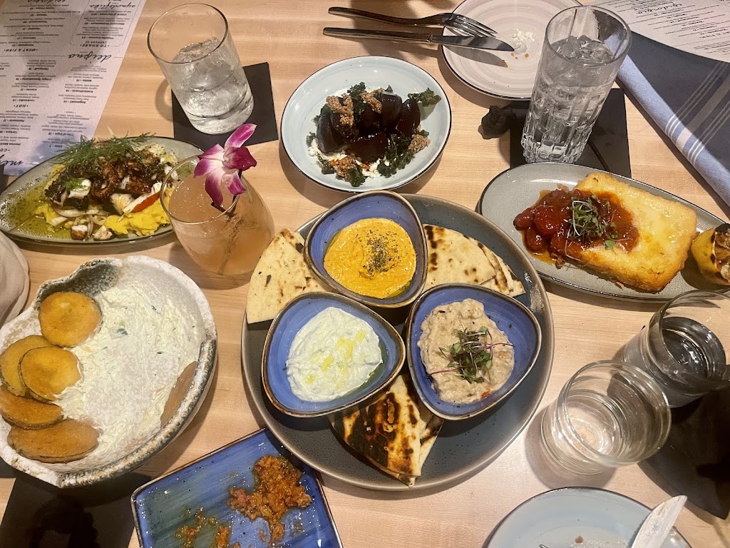 Kosmos | restaurant | 944 Main St, Walpole, MA 02081, USA | 5089213086 OR +1 508-921-3086