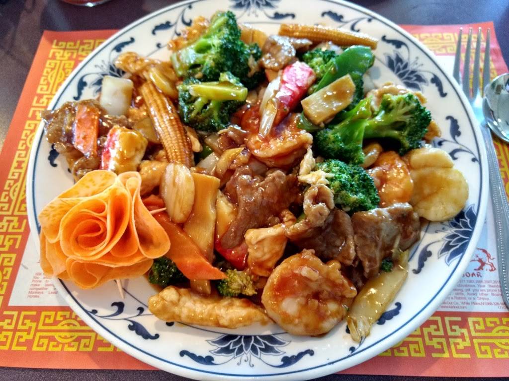 Beking Chinese Restaurant | restaurant | 205 N 4th St, Tomahawk, WI 54487, USA | 7154532452 OR +1 715-453-2452