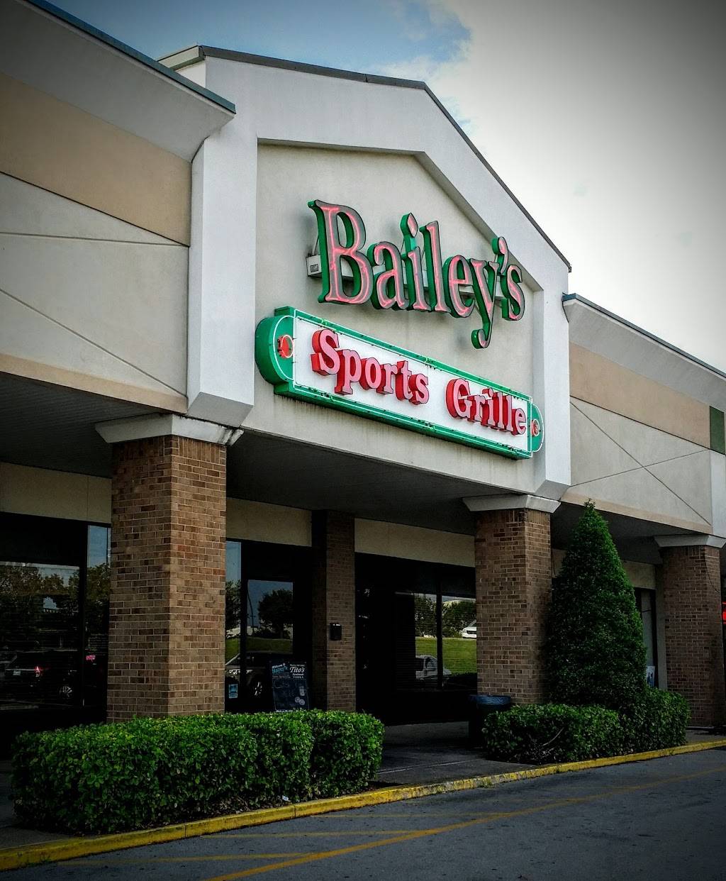 Baileys | restaurant | 786 Two Mile Parkway Suite 12, Goodlettsville, TN 37072, USA | 6158519509 OR +1 615-851-9509