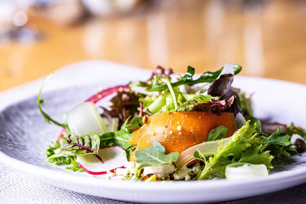 Hyde N Chic Restaurant | restaurant | 923 Creech Rd, Naples, FL 34105, USA | 2394043065 OR +1 239-404-3065