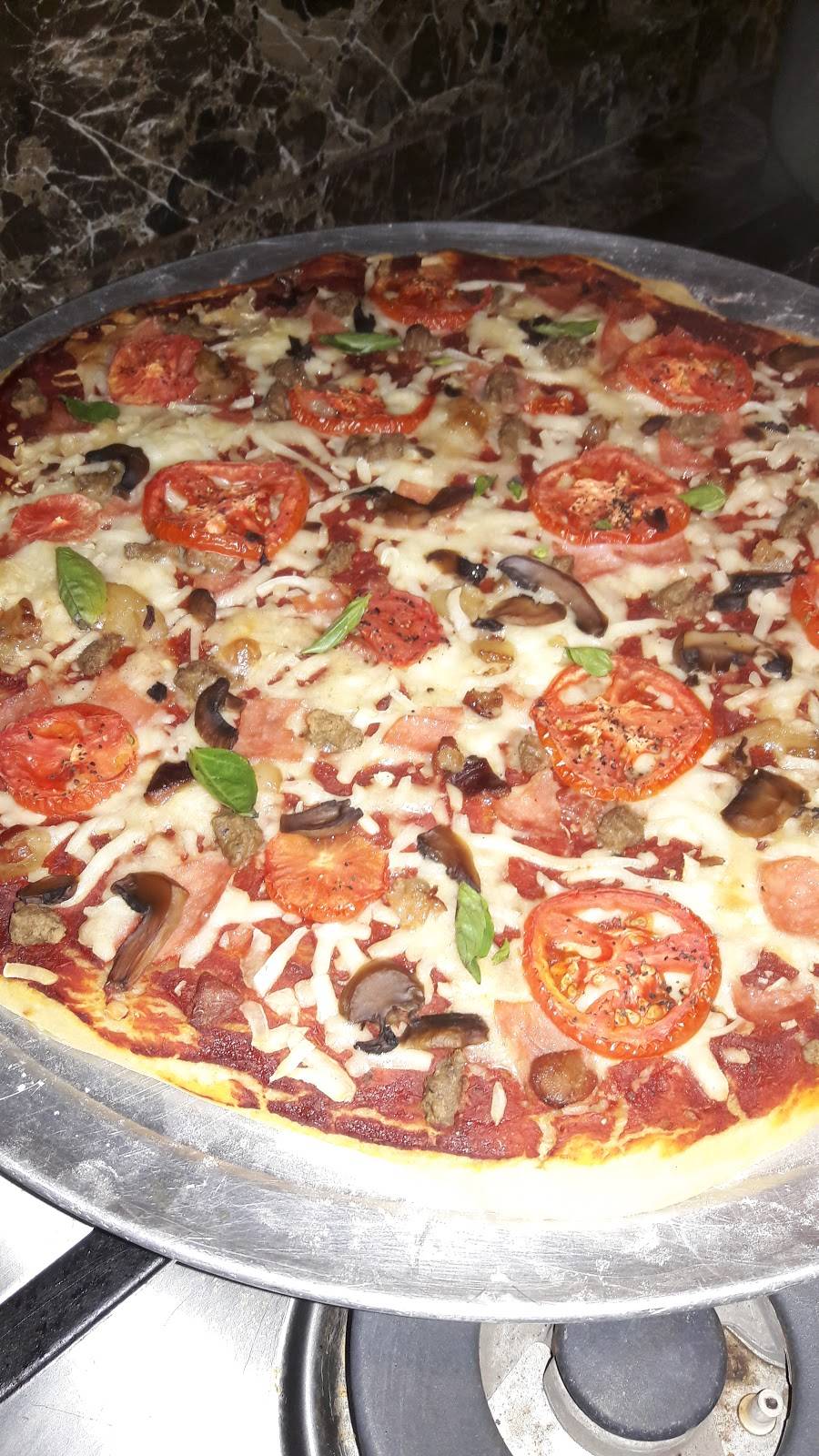 Corleones Pizza | restaurant | 22253, El Refugio, 22253 Tijuana, B.C., Mexico | 016645437760 OR +52 664 543 7760