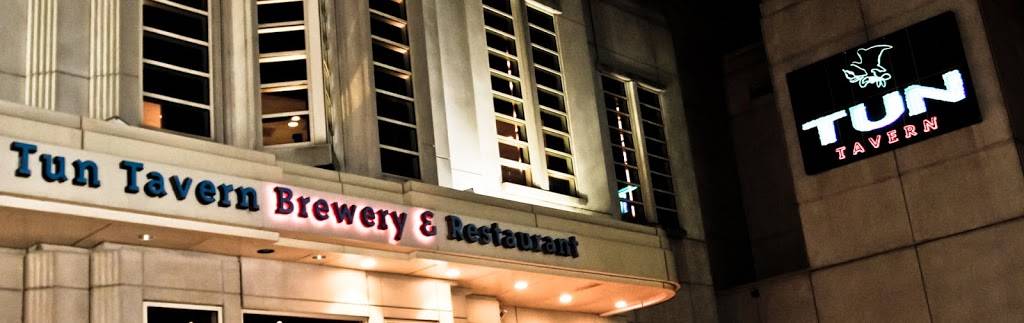 Tun Tavern Restaurant & Brewery | restaurant | 2 Convention Boulevard, Atlantic City, NJ 08401, USA | 6093477800 OR +1 609-347-7800