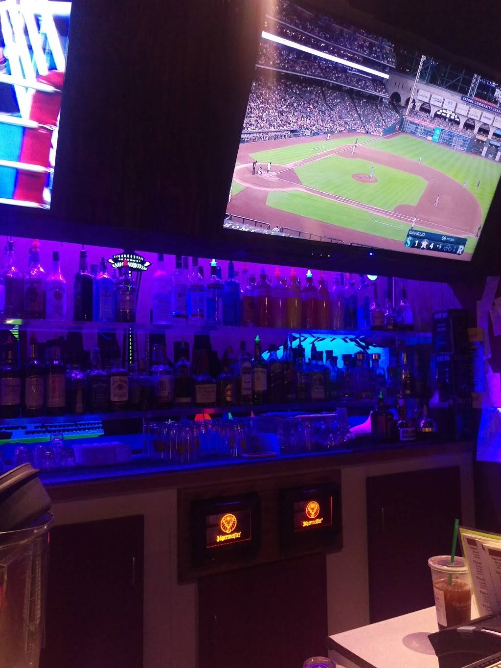 Dannys Midway Pub & Grill | restaurant | 14824 Smokey Point Blvd, Marysville, WA 98271, USA | 3606592248 OR +1 360-659-2248